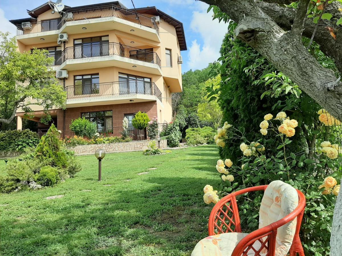 Villa Prolet General-Kantardzhievo Eksteriør bilde
