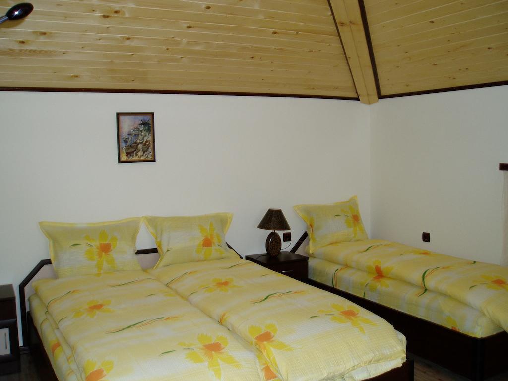 Villa Prolet General-Kantardzhievo Rom bilde